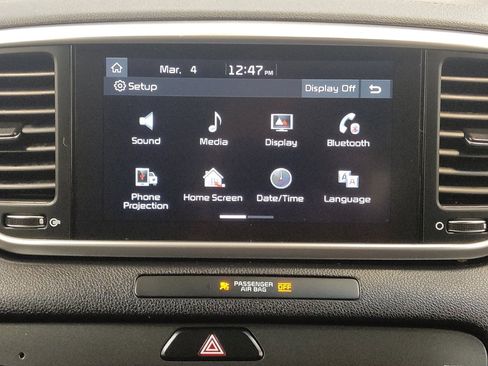 Used 2020 Kia Sportage LX image 25