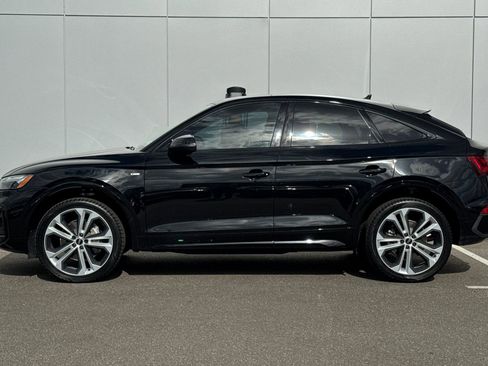 Used 2023 Audi Q5 2.0T Premium Plus w/ Premium Plus Package AWD/4WD image 2