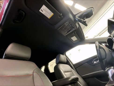Used 2019 Chevrolet Blazer RS FWD image 28