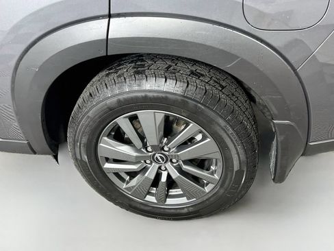 Used 2024 Nissan Pathfinder SV w/ SV Premium Package AWD/4WD image 27