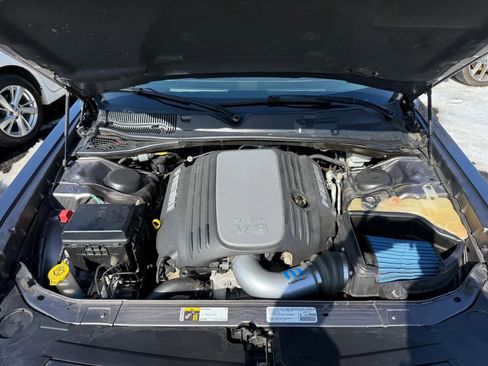 Used 2014 Dodge Challenger R/T image 4