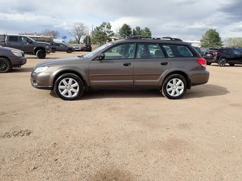 Used 2009 Subaru Outback 2.5i Special Edition image 2