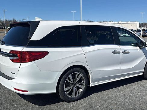 Used 2023 Honda Odyssey Touring image 6