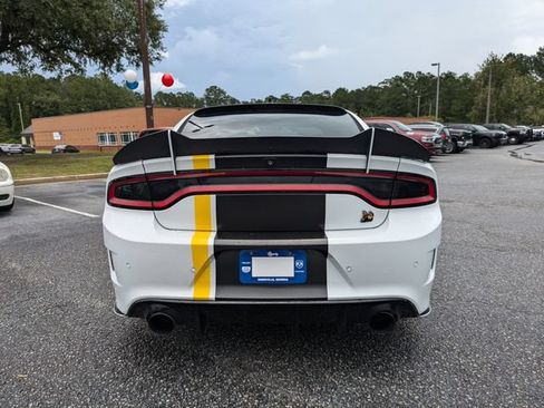 Used 2020 Dodge Charger Scat Pack RWD image 6