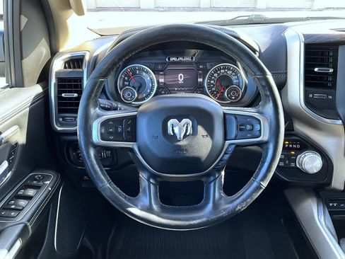 Used 2019 RAM 1500 Laramie image 12