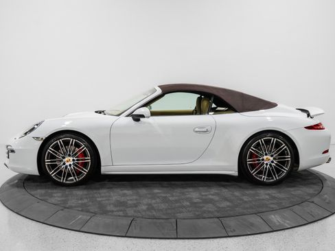 Used 2016 Porsche 911 Carrera 4S image 17