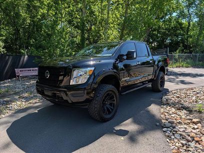 Used 2021 Nissan Titan SV w/ SV Convenience Package