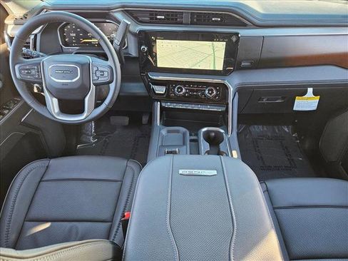 New 2026 GMC Sierra 2500 Denali w/ Denali Reserve Package AWD/4WD image 15