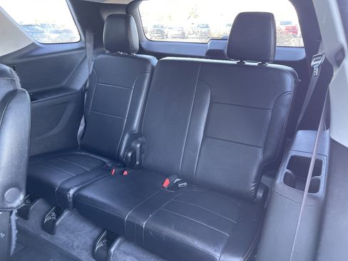 Used 2019 Chevrolet Traverse LT w/ LPO, Floor Liner Package image 44