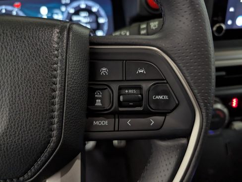 Used 2025 Toyota 4Runner TRD Sport image 17