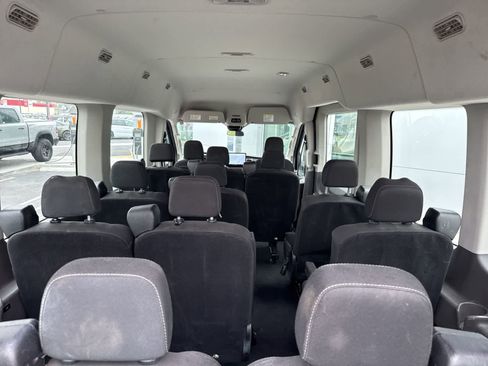 Used 2022 Ford Transit 350 XLT RWD image 15