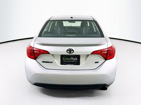 Used 2019 Toyota Corolla SE w/ SE Premium Package image 7