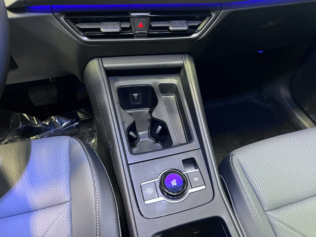 Certified 2026 Volkswagen Tiguan SE FWD image 27