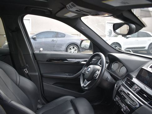 Used 2019 BMW X1 xDrive28i w/ Convenience Package image 16