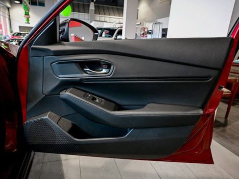 Used 2023 Honda Accord Sport image 30