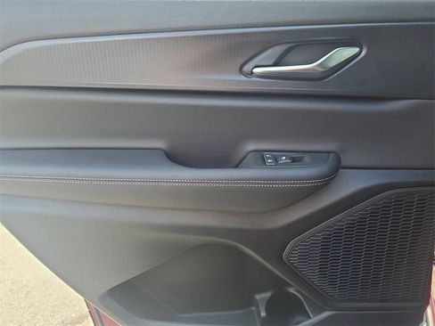 New 2025 Jeep Grand Cherokee L Altitude image 25