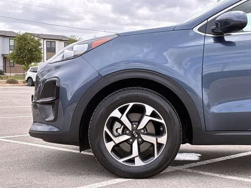 Used 2022 Kia Sportage LX image 14