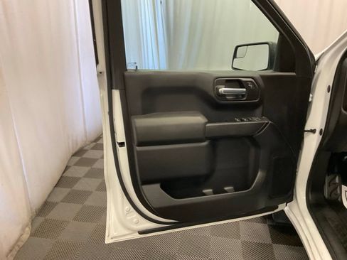 Used 2023 Chevrolet Silverado 1500 W/T w/ WT Value Package AWD/4WD image 22