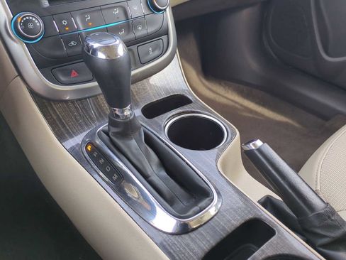 Used 2015 Chevrolet Malibu LT w/ Power Convenience Package image 15