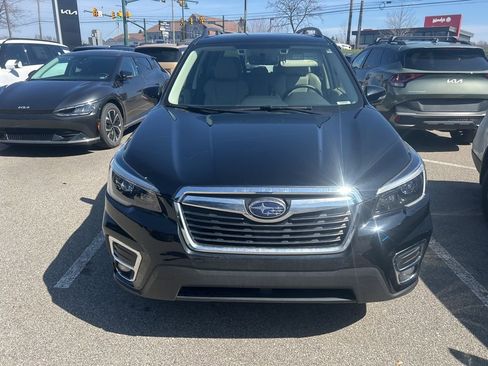 Used 2021 Subaru Forester Limited image 2