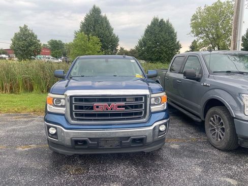 Used 2015 GMC Sierra 1500 SLE w/ SLE Value Package AWD/4WD image 2