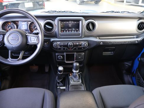 Used 2022 Jeep Wrangler Unlimited Sport AWD/4WD image 15