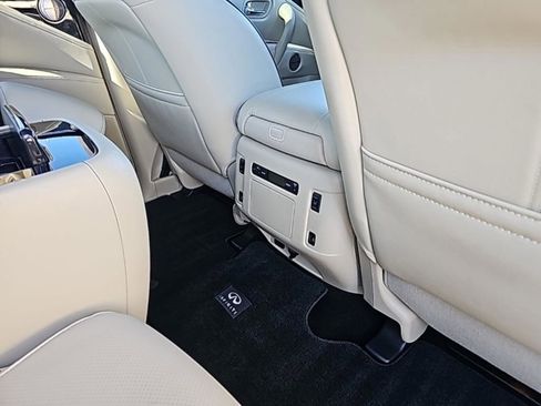 Used 2024 INFINITI QX80 Sensory w/ Cargo Package image 28