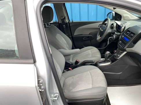 Used 2013 Chevrolet Sonic LS image 22