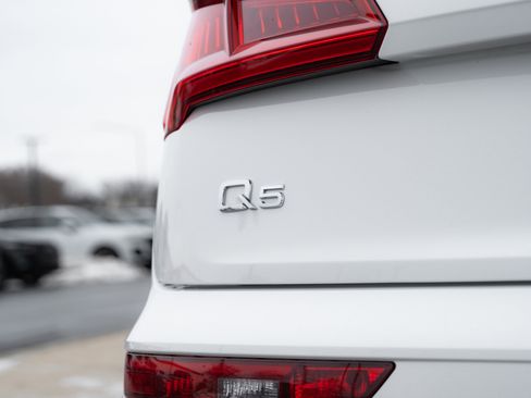 Used 2018 Audi Q5 Prestige w/ Prestige Package image 31