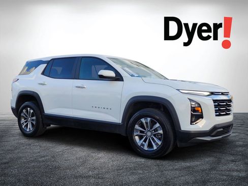 Used 2025 Chevrolet Equinox LT image 1