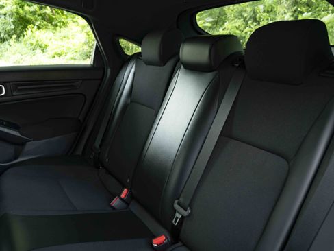 Used 2023 Honda Civic Sport image 18
