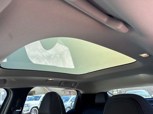 New 2026 Nissan Leaf Platinum+ w/ Cargo Package (Platinum+) image 15