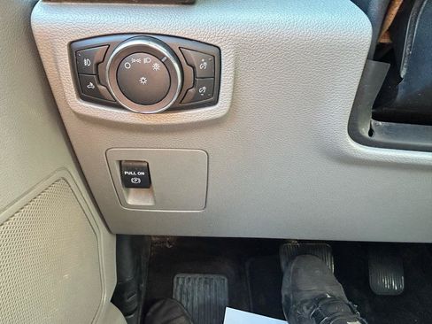 Used 2018 Ford F150 XLT w/ XTR Package AWD/4WD image 27