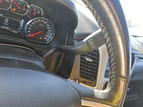 Used 2020 GMC Yukon XL SLT RWD image 5