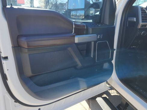 Used 2017 Ford F250 Platinum w/ Platinum Ultimate Package image 23