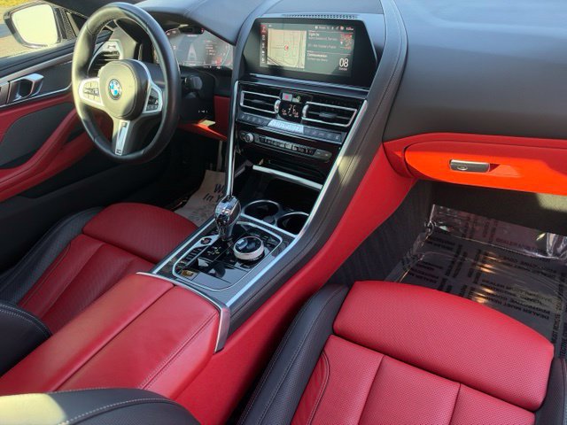 Used 2022 BMW M850i xDrive Coupe w/ M Carbon Exterior Package AWD/4WD image 27