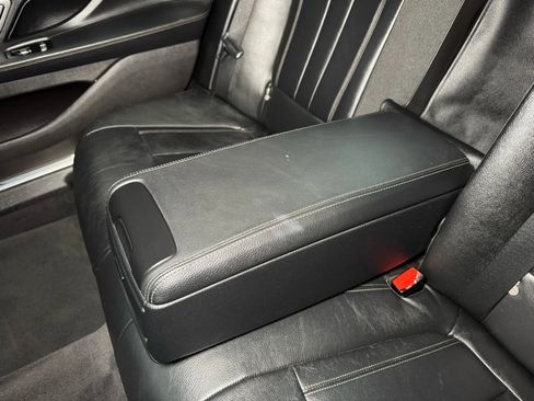 Used 2016 BMW 740i image 20