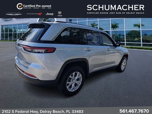 Certified 2024 Jeep Grand Cherokee Limited AWD/4WD image 7