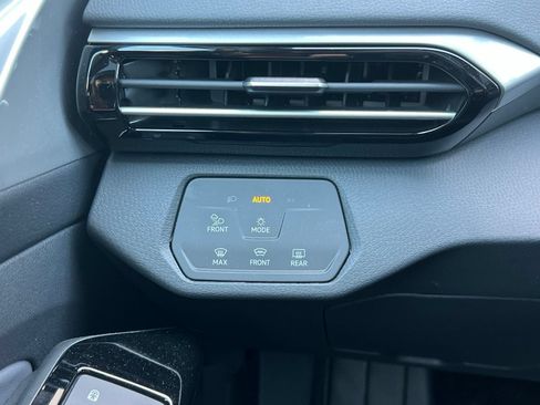 Used 2025 Volkswagen ID.4 Pro S Plus AWD/4WD image 26