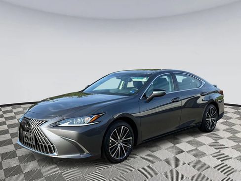 Used 2025 Lexus ES 350 w/ Premium Package FWD image 5