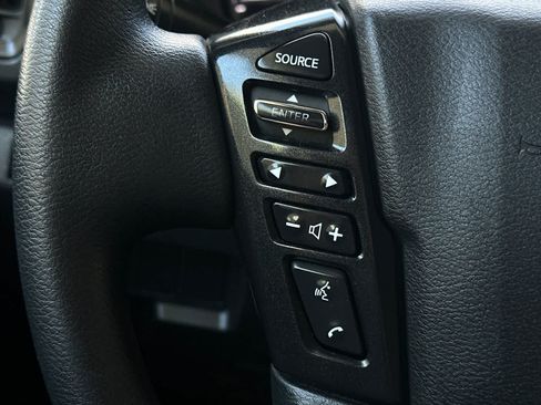 Used 2024 Nissan Frontier S w/ Technology Package AWD/4WD image 30