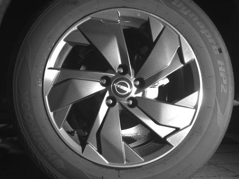 Used 2025 Nissan Rogue SV image 11