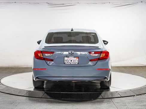 Used 2022 Honda Accord Sport image 3
