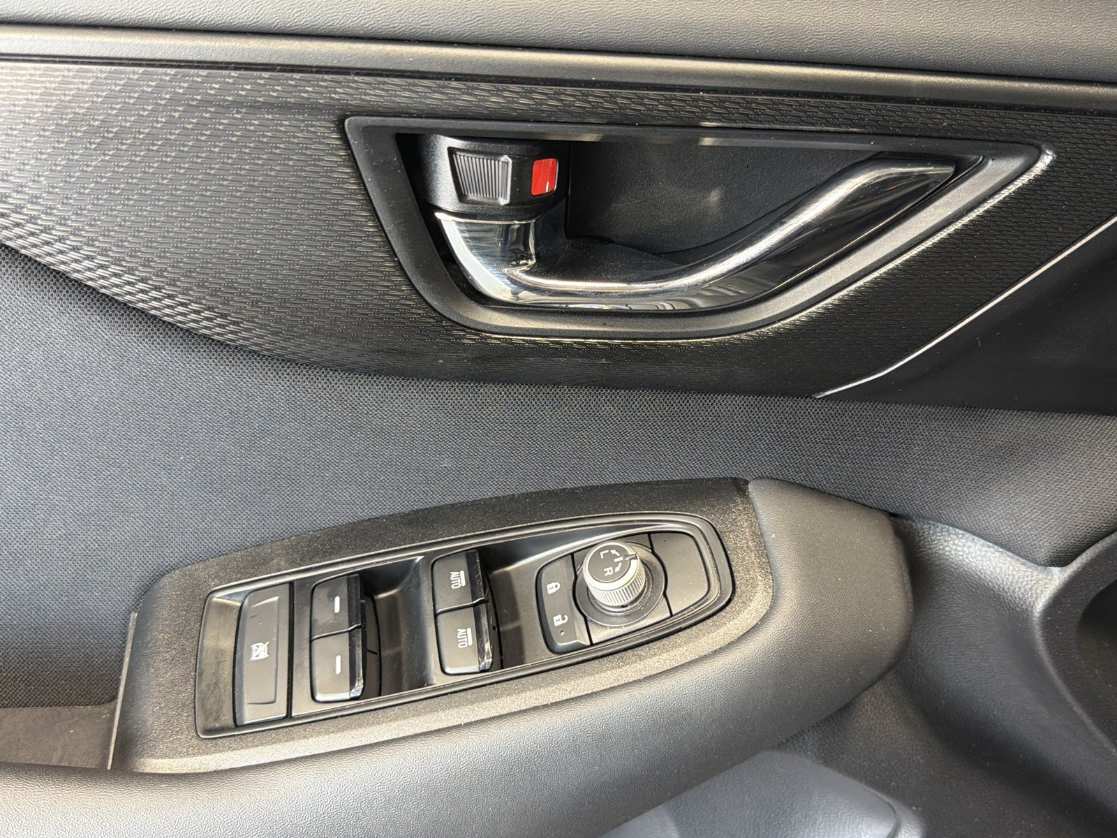 Certified 2025 Subaru Outback Premium AWD/4WD image 16