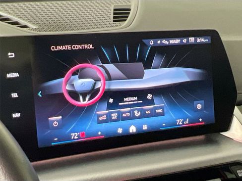 Used 2025 BMW X1 xDrive28i w/ Technology Package image 15