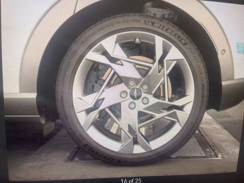 Used 2025 Genesis GV60 Performance image 12