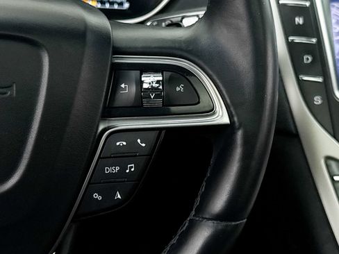 Used 2019 Lincoln Nautilus Reserve FWD image 34