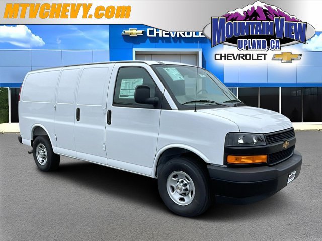 New 2026 Chevrolet Express 2500 RWD image 1