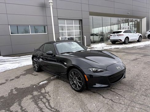 Used 2025 MAZDA MX-5 Miata RF Grand Touring image 1