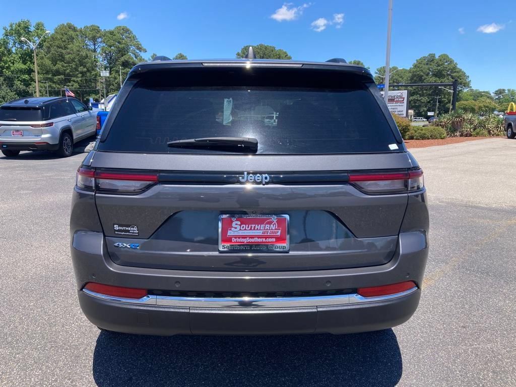 New 2024 Jeep Grand Cherokee Limited 4xe AWD/4WD image 4